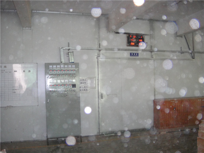 ���Ʒ����